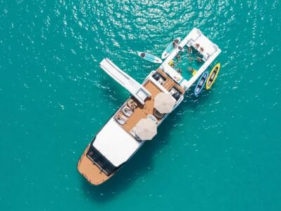 Phi Phi Islands: Catamaran Cruise with Sunset