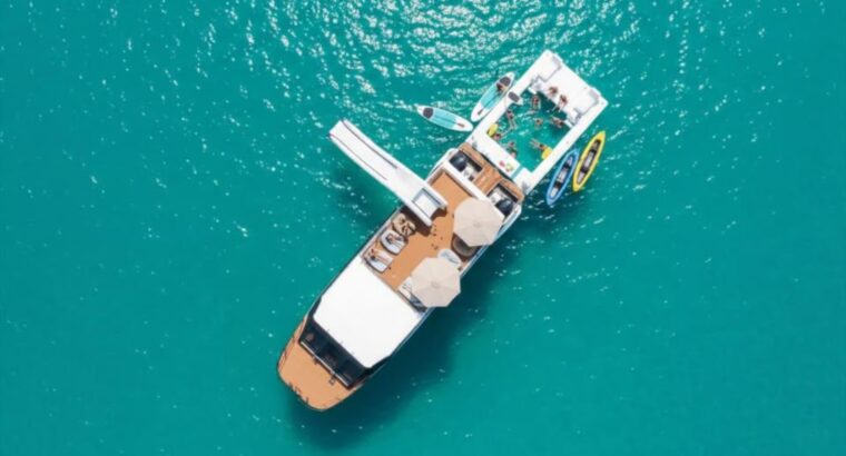 Phi Phi Islands: Catamaran Cruise with Sunset